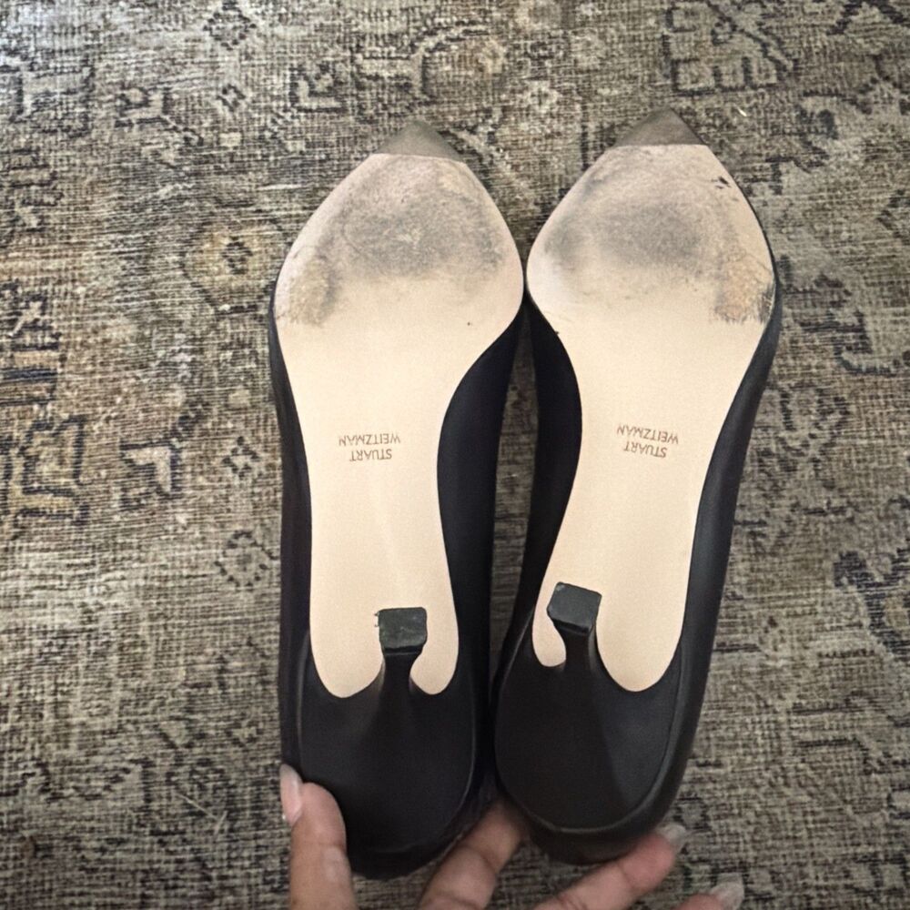 Stuart Weitzman Black Pointed Toe Heels Size 12 100% Leather - Picture 5 of 6